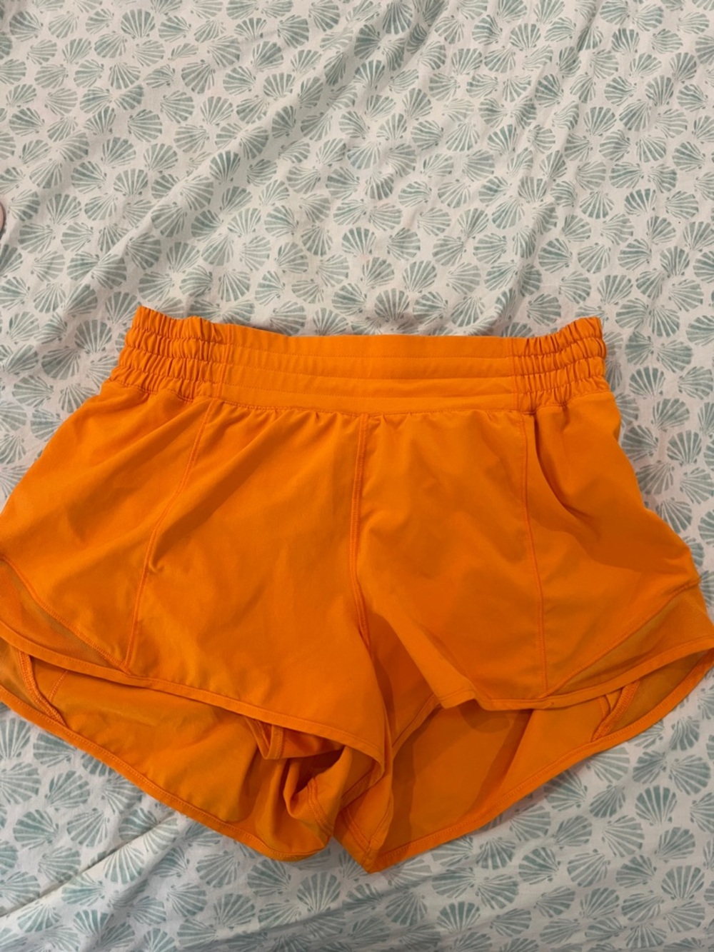 Lululemon hottie hot shorts